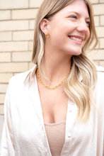 Load image into Gallery viewer, Luxe Gold Oriana Studs - Medium