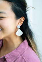 Load image into Gallery viewer, Ariel Earrings - Seashell