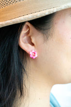 Load image into Gallery viewer, Flower Studs - Hot pink