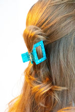 Load image into Gallery viewer, Carly Hair Claw - Blue