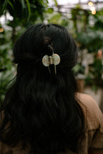 Load image into Gallery viewer, Callie Hair Claw - Champagne Mint