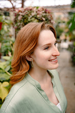 Load image into Gallery viewer, Posey Hoops - Champagne Mint