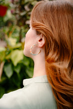 Load image into Gallery viewer, Camy Hoops - Creamsicle Mint