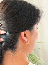 Load image into Gallery viewer, Luxe Selena Hoops - Mini - Gold