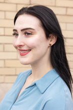 Load image into Gallery viewer, Luxe Heart Studs - Gold