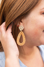 Load image into Gallery viewer, Malia Earrings - Dark Rattan