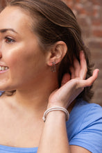 Load image into Gallery viewer, Luxe Silver Kamora Hoops