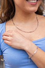 Load image into Gallery viewer, Luxe Silver Paper Clip Bracelet