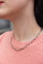 Load image into Gallery viewer, Luxe Silver Chunky Paper Clip Chain - 18"