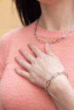 Load image into Gallery viewer, Luxe Silver Chunky Paper Clip Chain - 18"