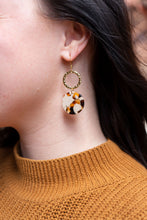 Load image into Gallery viewer, Rylee Earrings - Caramel Latte