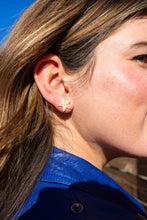 Load image into Gallery viewer, Starfish Studs - Ivory