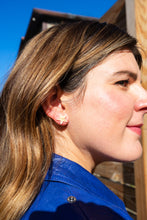 Load image into Gallery viewer, Starfish Studs - Ivory