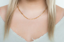 Load image into Gallery viewer, Luxe Gold Paper Clip Chain - 18"