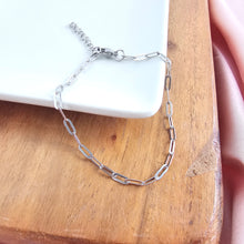 Load image into Gallery viewer, Luxe Silver Delicate Paper Clip Bracelet