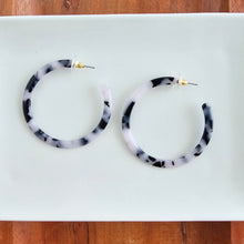 Load image into Gallery viewer, Cameron Hoops - Snow Tortoise