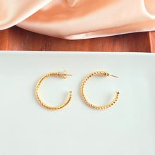 Load image into Gallery viewer, Luxe Harlow Hoops - Gold