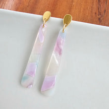 Load image into Gallery viewer, Blair Earrings - Lilac Quartz