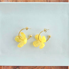 Load image into Gallery viewer, Primrose Hoops - Lemon Yellow
