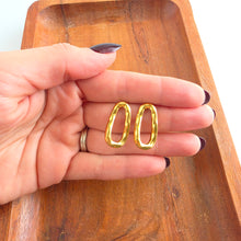Load image into Gallery viewer, Luxe Odessa Studs - Gold