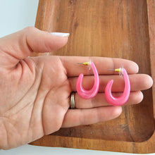 Load image into Gallery viewer, Julie Hoops - Berry Pink