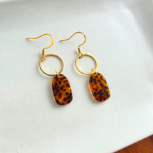 Load image into Gallery viewer, Emma Earrings - Amber Dot