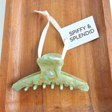 Load image into Gallery viewer, Callie Hair Claw - Champagne Mint