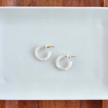 Load image into Gallery viewer, Micro Cam Mini Hoops - Cream