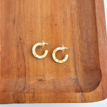 Load image into Gallery viewer, Micro Cam Mini Hoops - Buttercream Dot