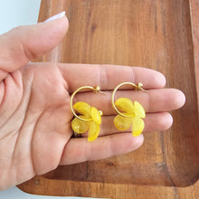 Load image into Gallery viewer, Primrose Hoops - Lemon Yellow
