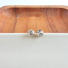 Load image into Gallery viewer, Luxe Kya Studs - Gold
