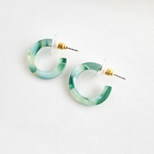 Load image into Gallery viewer, Micro Cam Mini Hoops - Palm Lustre