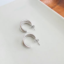 Load image into Gallery viewer, Luxe Treya Hoops - Silver