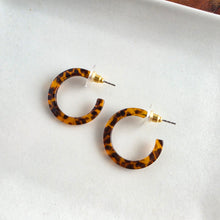 Load image into Gallery viewer, Cam Mini Hoops - Amber Dot