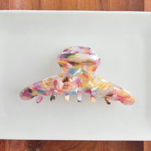 Load image into Gallery viewer, Callie Hair Claw - Mosaic