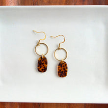 Load image into Gallery viewer, Emma Earrings - Amber Dot