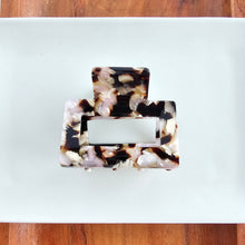 Load image into Gallery viewer, Carly Hair Claw - Chai Tea