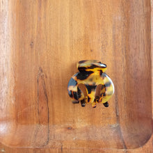 Load image into Gallery viewer, Claire Hair Claw Trio - Olive Tortoise, Blonde Tortoise, and Tortoise