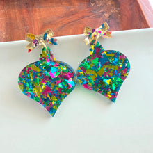 Load image into Gallery viewer, Vintage Ornament Earrings - Green Tinsel