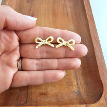 Load image into Gallery viewer, Bowie Studs - Buttercream Dot