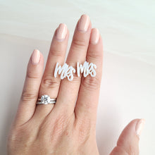 Load image into Gallery viewer, Mrs Studs