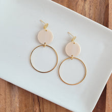 Load image into Gallery viewer, Sadie Earrings - Linen