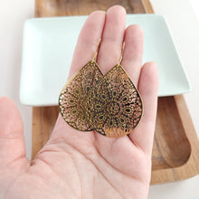 Load image into Gallery viewer, Camilla Pendant Earrings