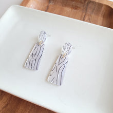 Load image into Gallery viewer, Mia Earrings - Pearl Black Stripe