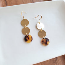 Load image into Gallery viewer, Evelyn Earrings - Tortoise