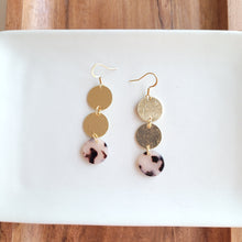 Load image into Gallery viewer, Evelyn Earrings - Blonde Tortoise