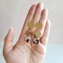 Load image into Gallery viewer, Evelyn Earrings - Blonde Tortoise