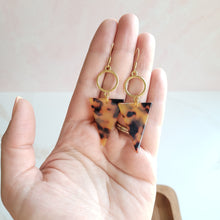 Load image into Gallery viewer, Olivia Earrings - Tortoise