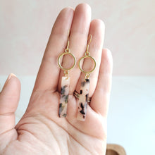 Load image into Gallery viewer, Isabella Earrings - Blonde Tortoise