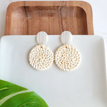 Load image into Gallery viewer, Dominica Earrings - Light Rattan Seashell